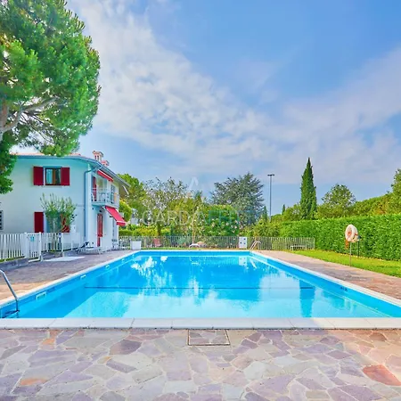 Bronzo - Relax Con Terrazza E Piscina A * Sirmione
